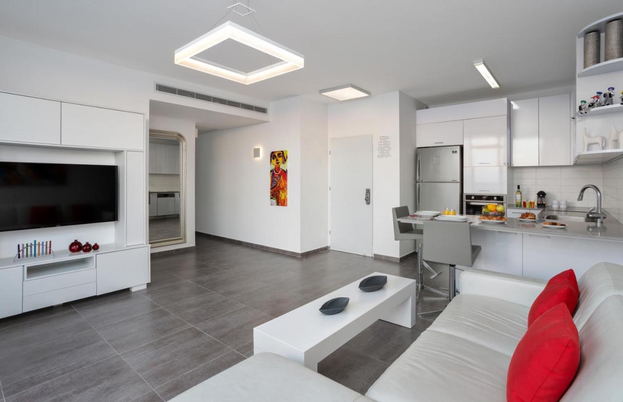 Florentine 2Br With Sea View By Holyguest Тел Авив Екстериор снимка